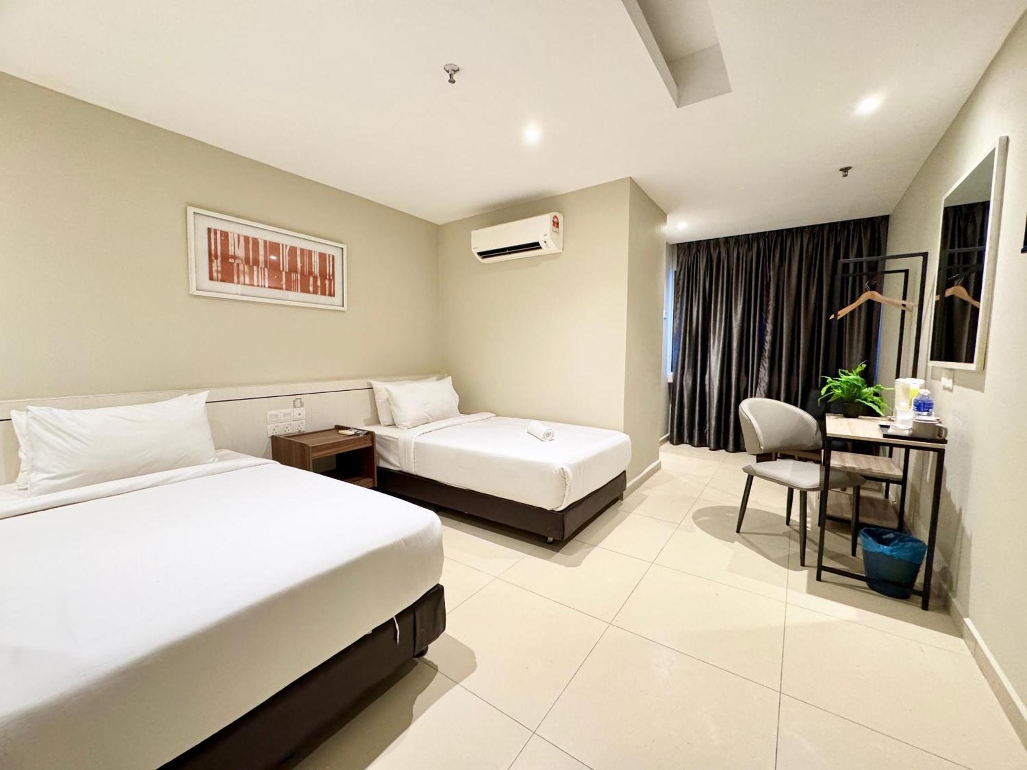 Kingston Hotel 1 , Bukit Bintang Куала Лумпур Екстериор снимка