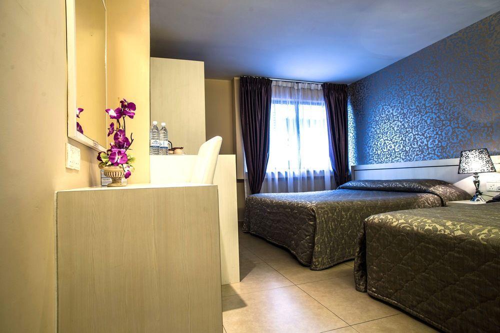 Kingston Hotel 1 , Bukit Bintang Куала Лумпур Екстериор снимка