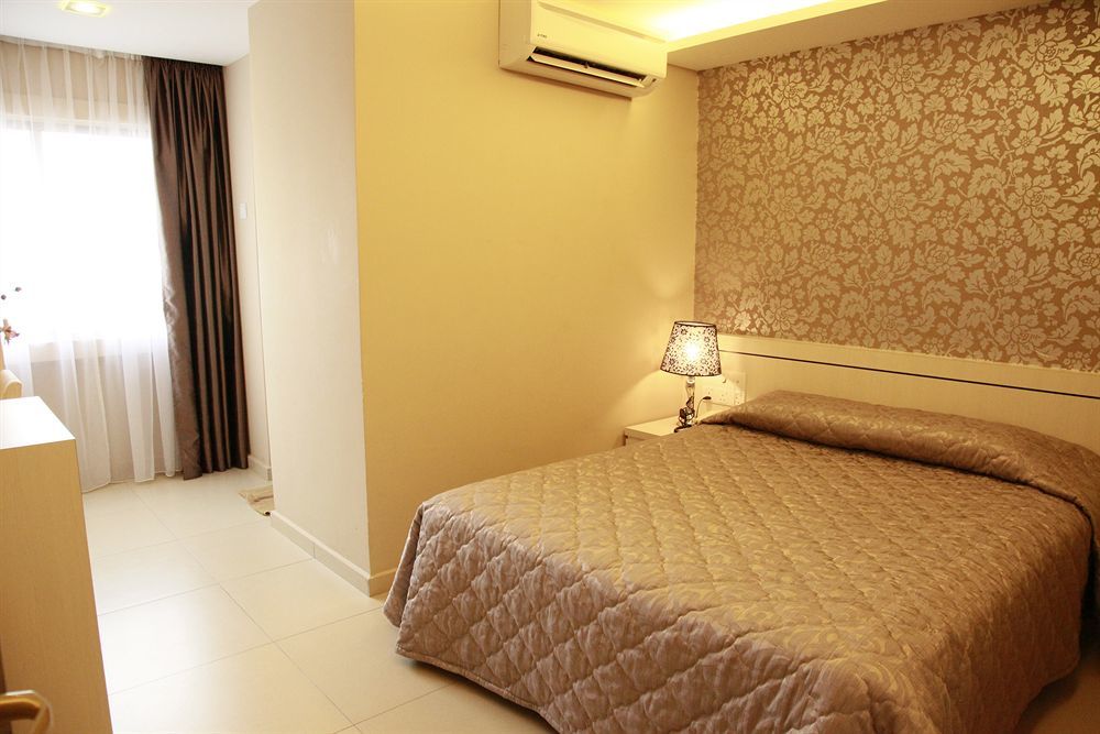 Kingston Hotel 1 , Bukit Bintang Куала Лумпур Екстериор снимка